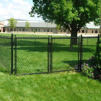Vendita calda acciaio galvanizzato 8ft Chain Link Recinzione giardino Ciclone Wire Mesh