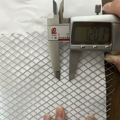 Filtro in acciaio inossidabile essenziale Griglia di metallo estesa per l'industria al dettaglio Nuovo filtro per liquidi d'aria Applicazioni di pompe per motori