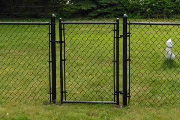 100ft 50ft 8ft 6ft Galvanizzato Chain Link Fence Rolls 2.0mm Cyclone Mesh Fencing 2