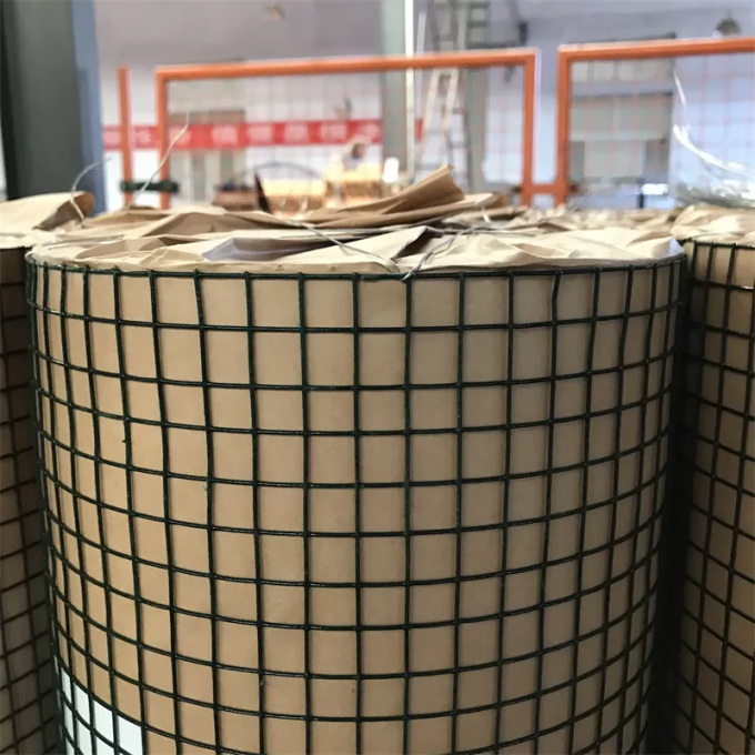 1/2x1 1x1 Galvanizzato a caldo Ferro saldatura Filtro saldatura Rulli di maglia di tessuto/ 16 calibro Elettro galvanizzato quadrato buco maglia saldata 6
