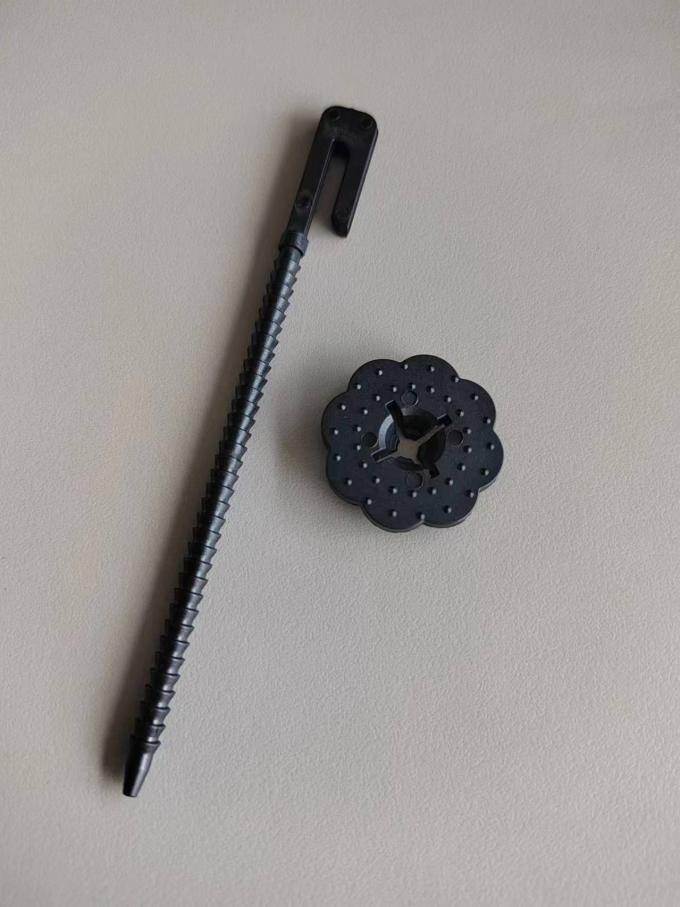 Recinto di filo metallico saldato in rotolo di tessuto hardware 1/2 con filo per gabbia per animali con rivestimento in vinile nero 6